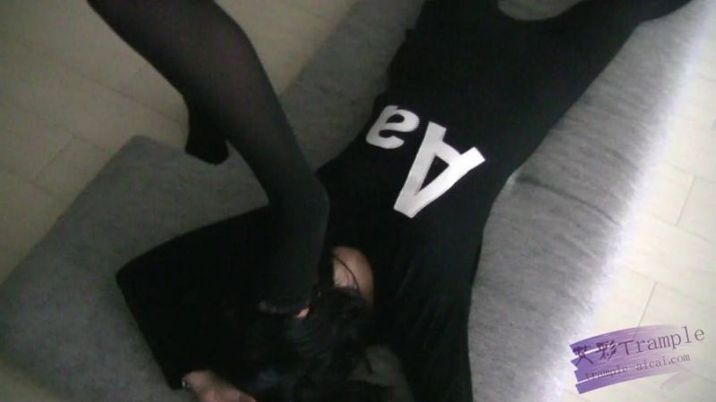 132112wbr8qi3ccd78zqj7.jpg