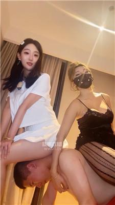 111431c02lama5gaabdl00.jpg